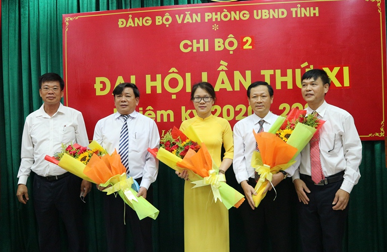 Đại hội Chi bộ 2 và Chi bộ 3 thuộc Đảng bộ Văn phòng UBND tỉnh